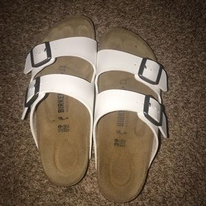 White Arizona Birkenstocks 39